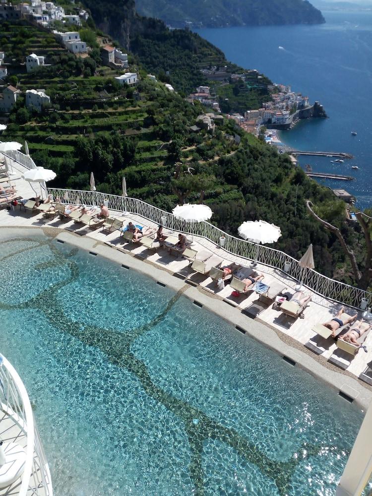 Grand Hotel Excelsior Amalfi Esterno foto