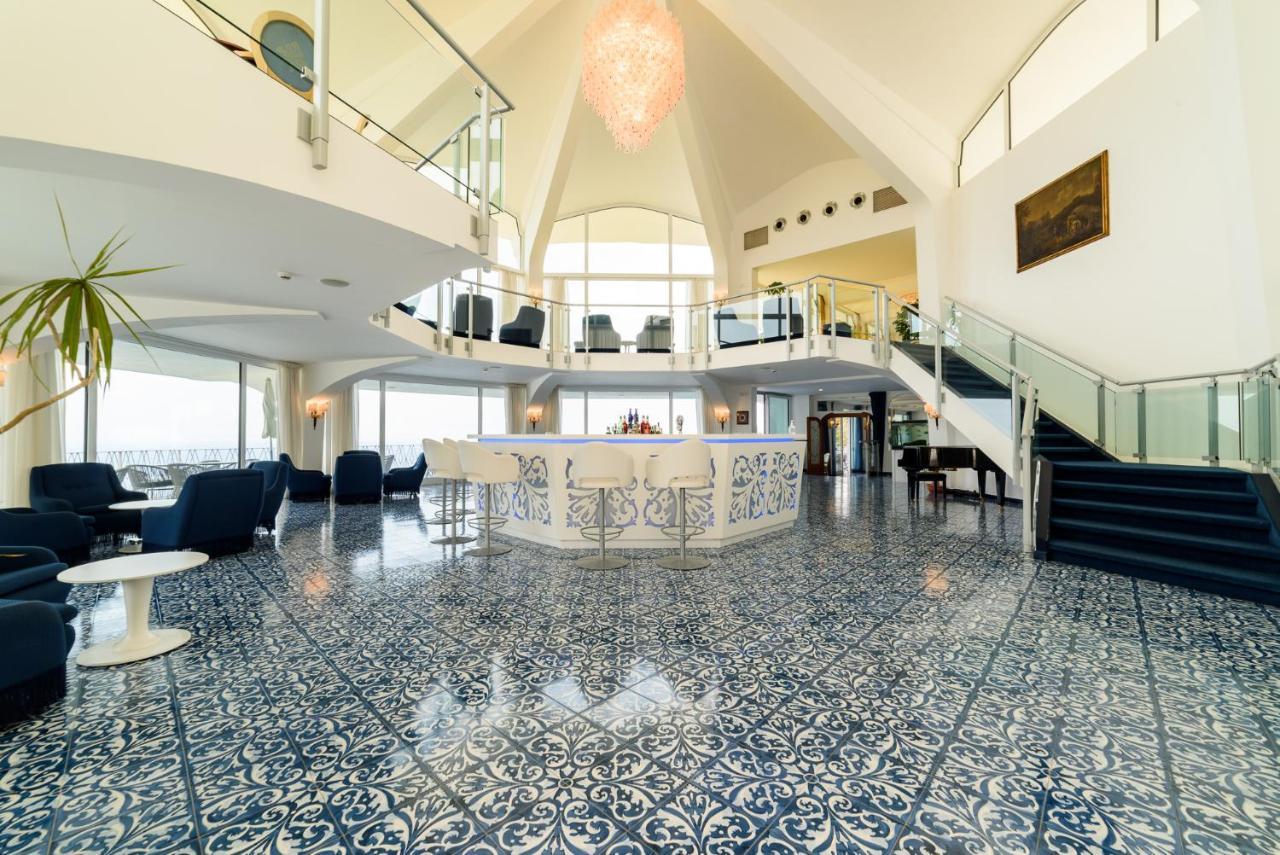 Grand Hotel Excelsior Amalfi Esterno foto