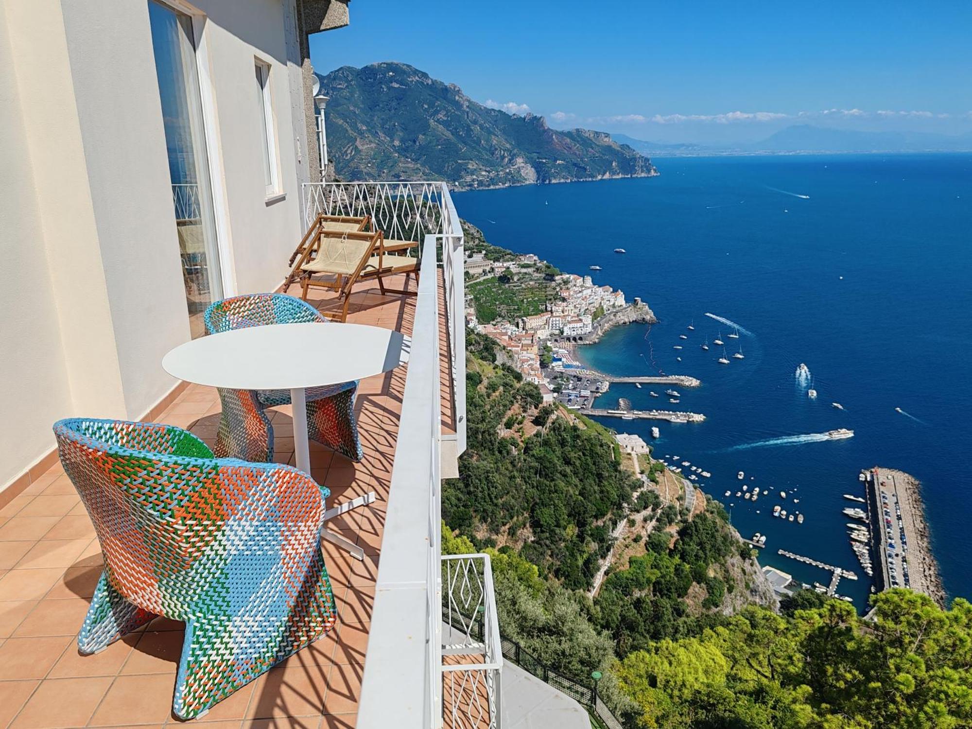 Grand Hotel Excelsior Amalfi Esterno foto