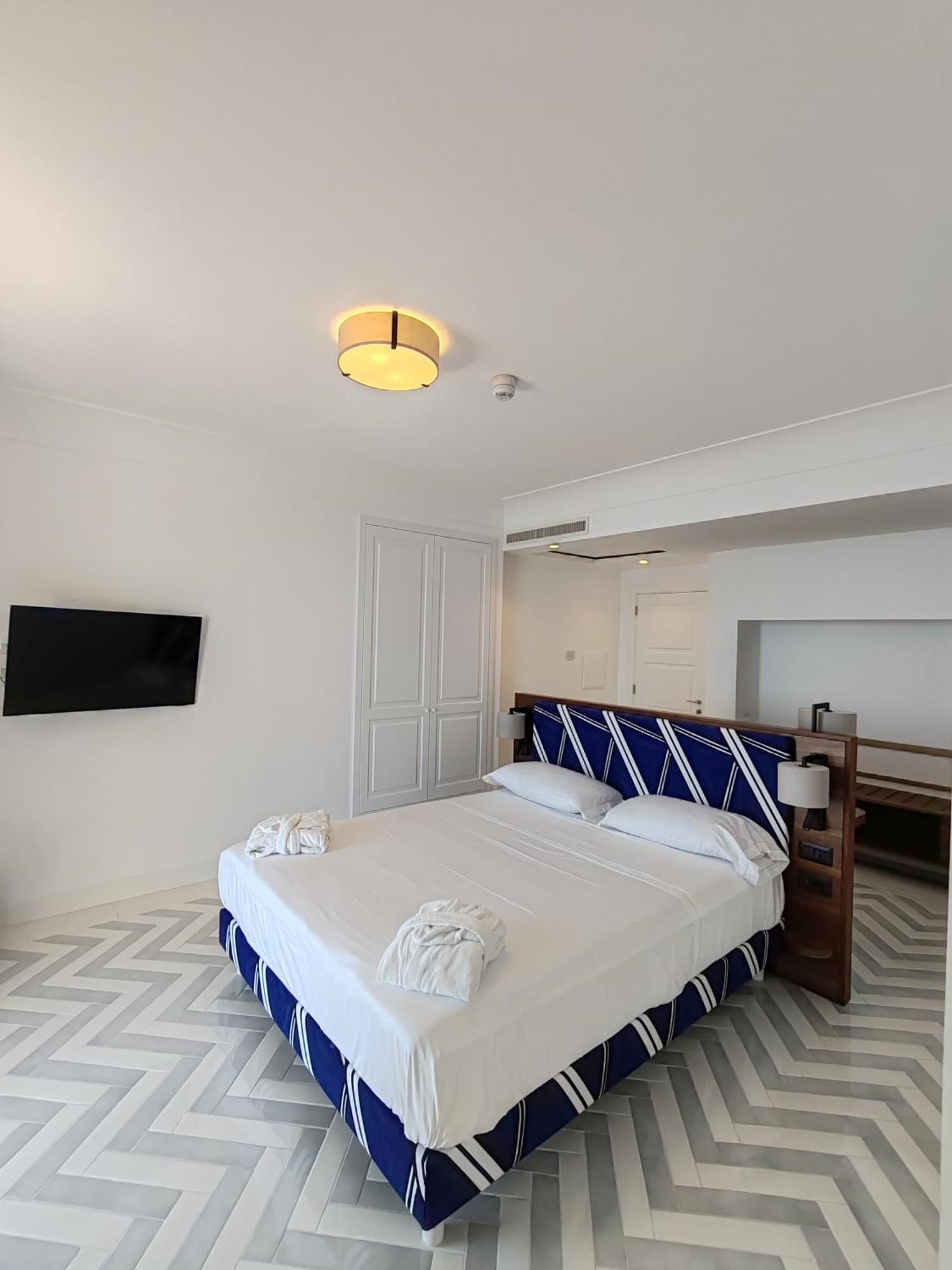 Grand Hotel Excelsior Amalfi Esterno foto