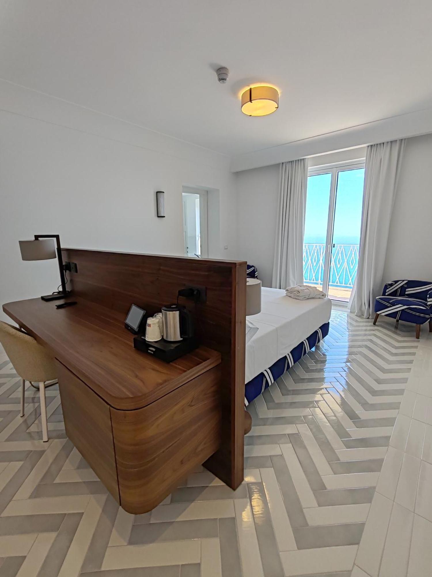 Grand Hotel Excelsior Amalfi Esterno foto